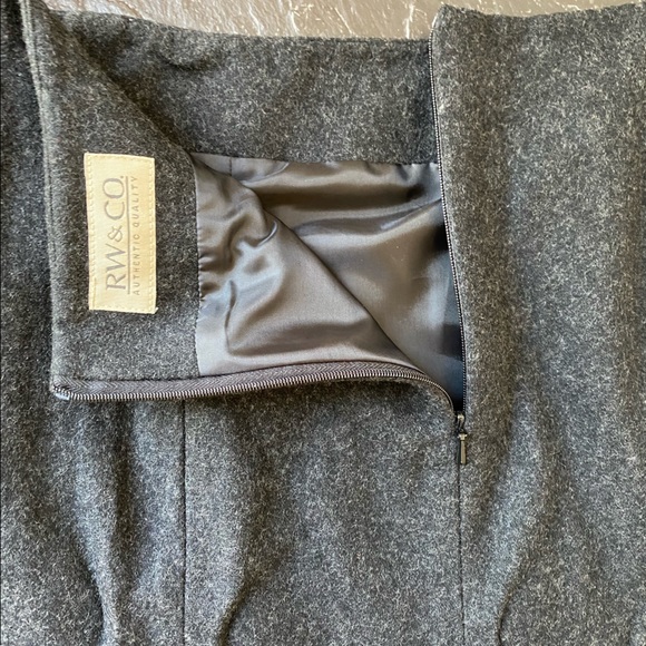 RW & Co Authentic quality wool skirt gray - Picture 11 of 11